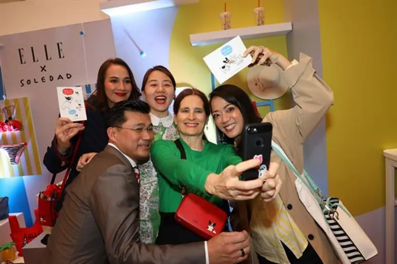 แอล –แอล ฮอม สองแบรนด์ดังฝรั่งเศส เปิดตัวคอลเลคสุดพิเศษในไทย ฝีมือการออกแบบโดย ศิลปินโลก “โซลีแดด บราวี”