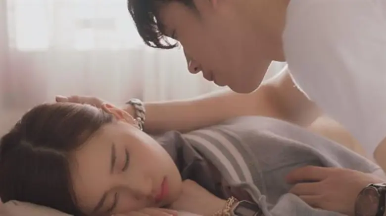 เรื่องราวรักสี่เส้ากำลังเข้มข้นขึ้น เมื่อ...