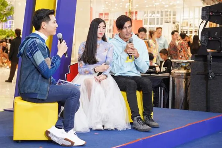 สาวน้อยมหัศจรรย์คนล่าสุด เซย่า-ณิชฏา ทองเจือ โชว์น้ำเสียงเอกลักษณ์พิสูจน์ความสามารถที่งาน GOODMOOD-MAJOR CINEPLEX-ICONSIAM present TOYTOWN