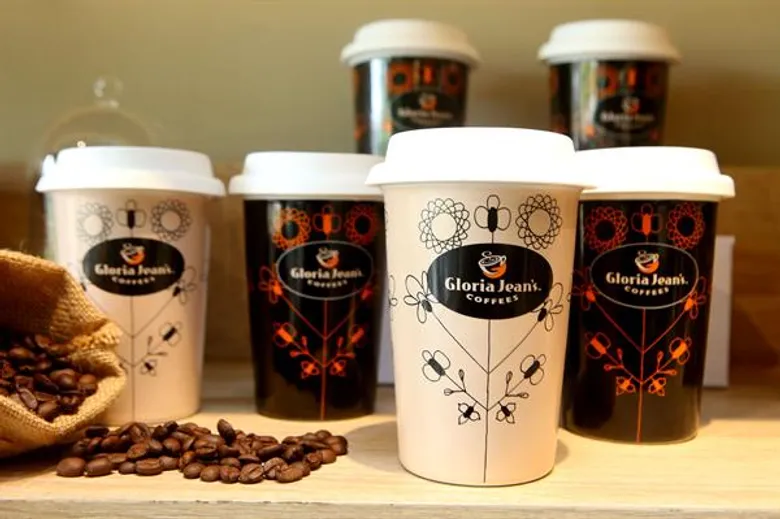 “กลอเรีย จีนส์ คอฟฟี่” กาแฟระดับโลก บุกตลาดกาแฟสดไทย ประกาศเปิดศึกชิงส่วนแบ่งมาร์เก็ตแชร์ พร้อมแตกแบรนด์ลูกบุกตลาดร้านกาแฟในปั๊มน้ำมัน