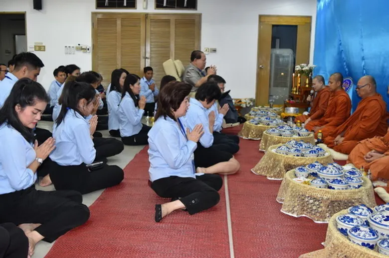 The Cube Condo ทำบุญครบรอบ 6 ปี ก่อตั้งบริษัทเพื่อความเป็นสิริมงคล