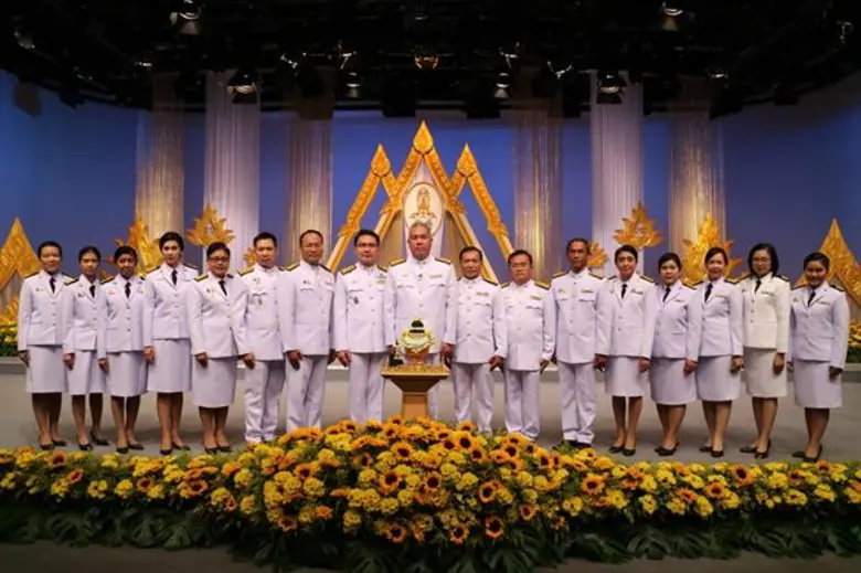 ภาพข่าว: ผู้บริหารและเจ้าหน้าที่ บันทึกเทปถวายพระพรชัยมงคลในหลวงรัชกาลที่ 10