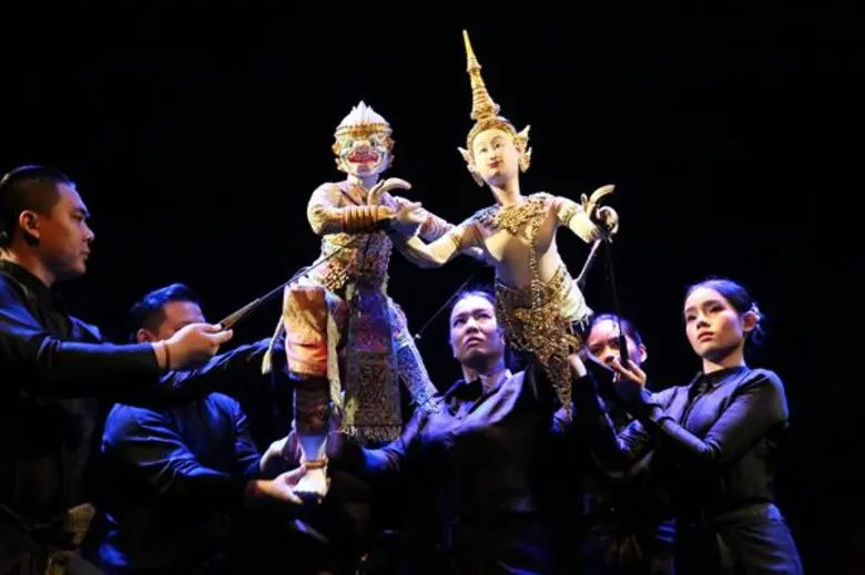 เอเชียทีค ร่วมกับ นาฏยศาลา หุ่นละครเล็ก (โจหลุยส์) จัดงาน “เทิดไท้พระมหากษัตรา พระบรมราชาภิเษก”