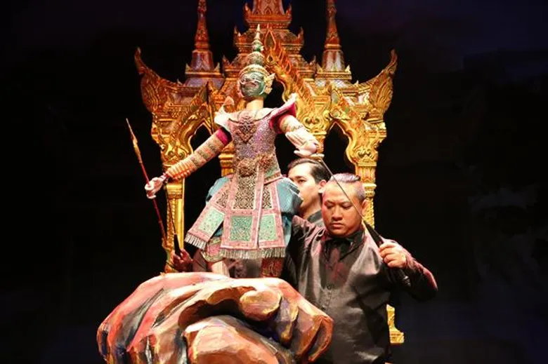 เอเชียทีค ร่วมกับ นาฏยศาลา หุ่นละครเล็ก (โจหลุยส์) จัดงาน “เทิดไท้พระมหากษัตรา พระบรมราชาภิเษก”