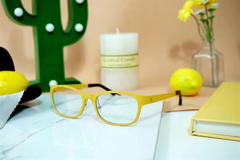 “หมอกุ๊กไก่” เผย "Eyeguard Nano Blue" ตัวช่วยดูแลดวงตา นวัตกรรมใหม่ของแว่นตากรองแสงสีน้ำเงิน