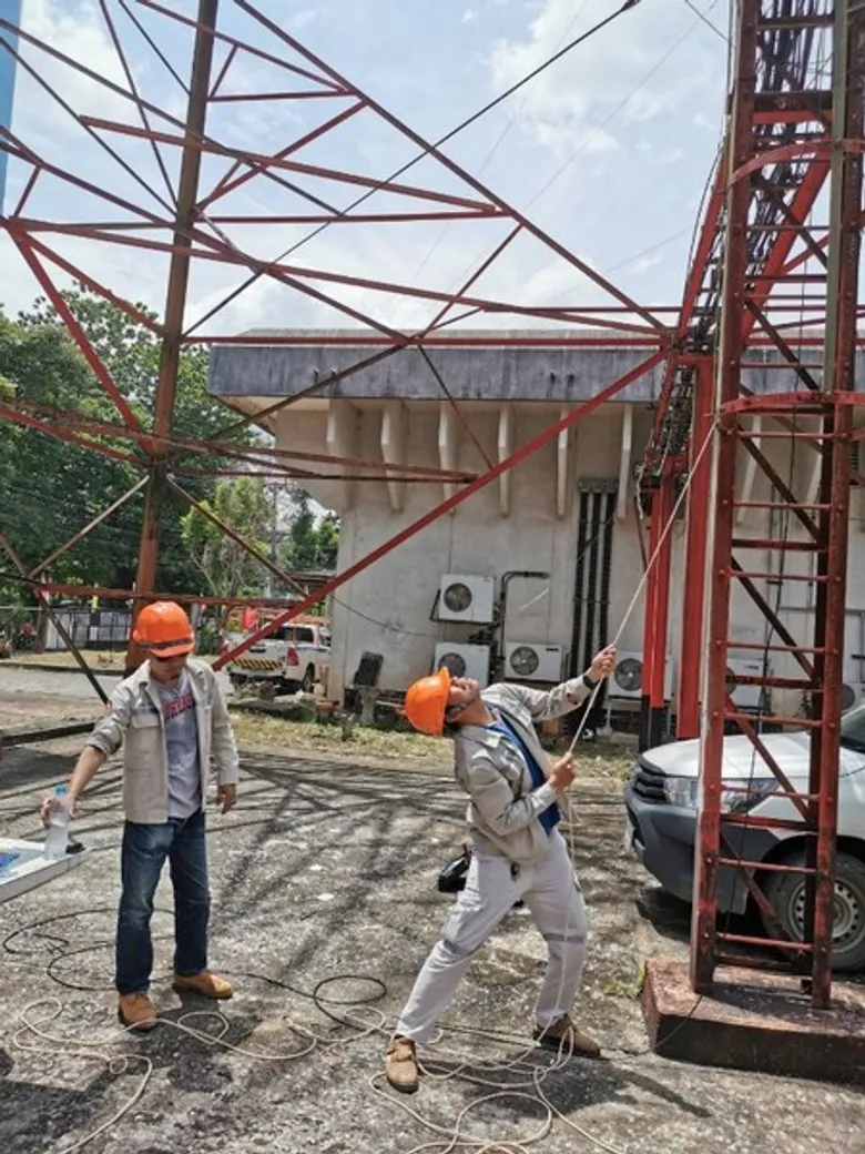 ทีโอที สนับสนุนโครงข่ายสื่อสัญญาณอินเทอร์เน็ตไลฟ์สด เกาะติดมาเรียม พะยูนน้อย ตลอด24ชม. ที่ เกาะลิบง@ตรัง