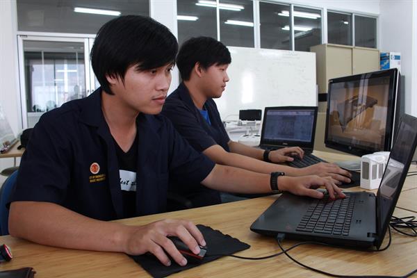 วิศวะฯ ธรรมศาสตร์ เปิด 5 นวัตกรรมเด่น ด้านเอไอระดับมาสเตอร์พีซ