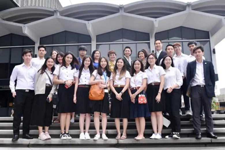 บล.หยวนต้า (ประเทศไทย) จำกัด นำโดยคุณสุภา...