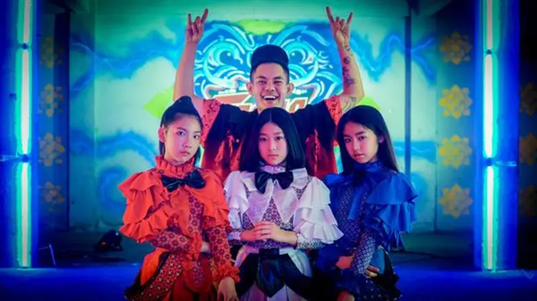 “ลูกอมปีศาจ (Monster Candy)” ระเบิดฟอร์ม “ทศเกิร์ล” (TOSSAGIRLS) เมทัลเกิร์ลกรุ๊ปเลือดไทยประสบความสำเร็จ