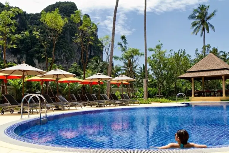 โรงแรมไอบิส เอราวัณ ขอมอบโปรโมชั่นห้องพักราคาพิเศษใ...