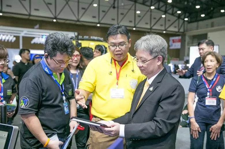 "ทีมแพทย์ฉุกเฉิน" โชว์นวัตกรรมระบบการบริหารจัดการรถพยาบาลแบบรวมศูนย์ ขานรับนโยบาย 2P Safety Hospital