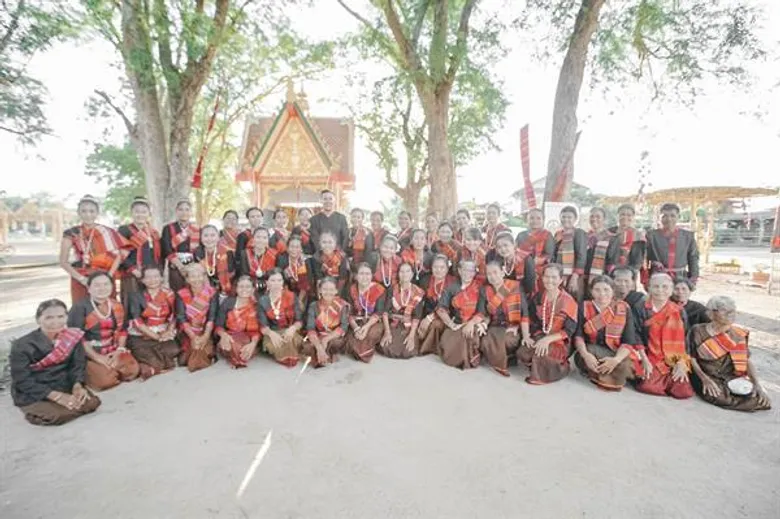 ทีวีไกด์: รายการ " หลงรักยิ้ม" อารยธรรมขอมสุดอันซีนแห่งอีสานใต้ เที่ยวแดนช้างใหญ่ สัมผัสวิถีพื้นบ้าน จ.สุรินทร์