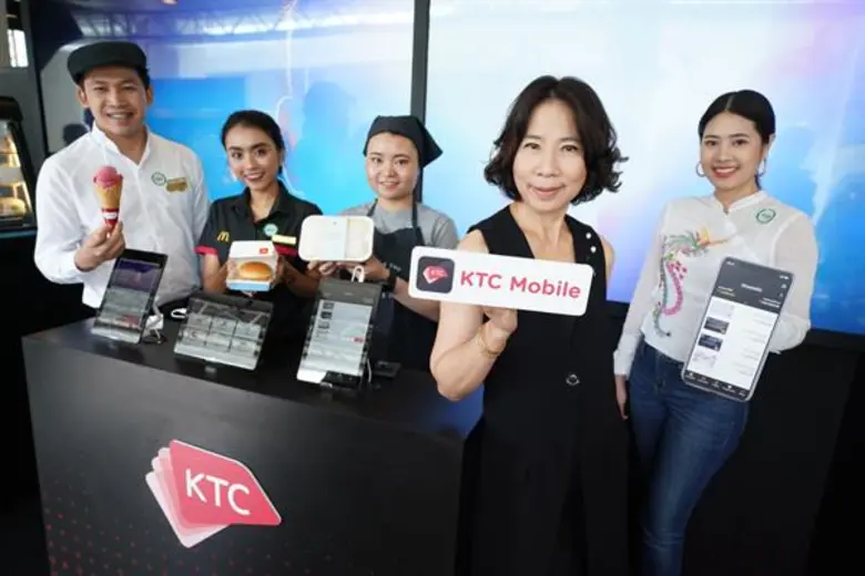 ภาพข่าว: ผู้ว่าการธนาคารแห่งประเทศไทยเยี่ยมชมบูธเคทีซี ในงาน “Bangkok FinTech Fair 2019”