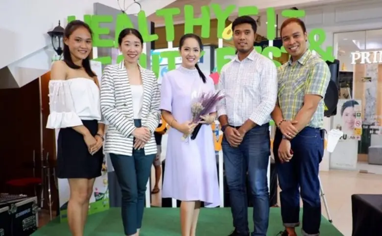 คุณอำนาจ อารินทร์ รักษาการผู้จัดการศูนย์การค้า เดอะ...