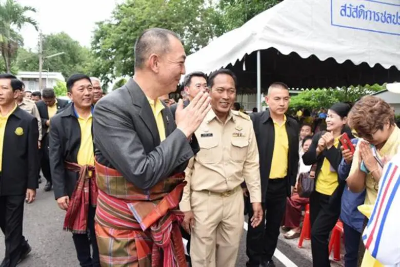 รัฐมนตรีเกษตรฯ นำทีมผู้บริหารลงพื้นที่ตรวจเยี่ยมการดำเนินงานการแก้ไขปัญหาภัยแล้งในพื้นที่ภาคอีสานตอนบน พร้อมร่วมรับฟังและเน้นย้ำแนวทางแก้ปัญหาในพื้นที่อย่างเร่งด่วน