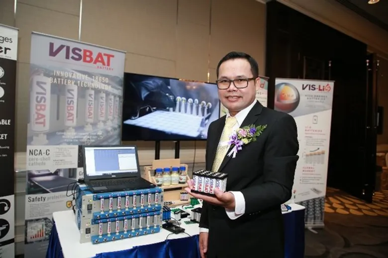 นักวิจัยนาโนเทคโนโลยี จากสถาบันวิทยสิริเมธี (VISTEC) คว้ารางวัลนักวิทยาศาสตร์ดีเด่น ประจำปี 2562
