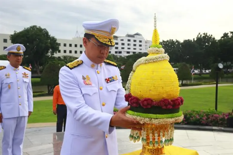 นายพุทธิพงษ์ ปุณณกันต์ รัฐมนตรีว่าการกระท...