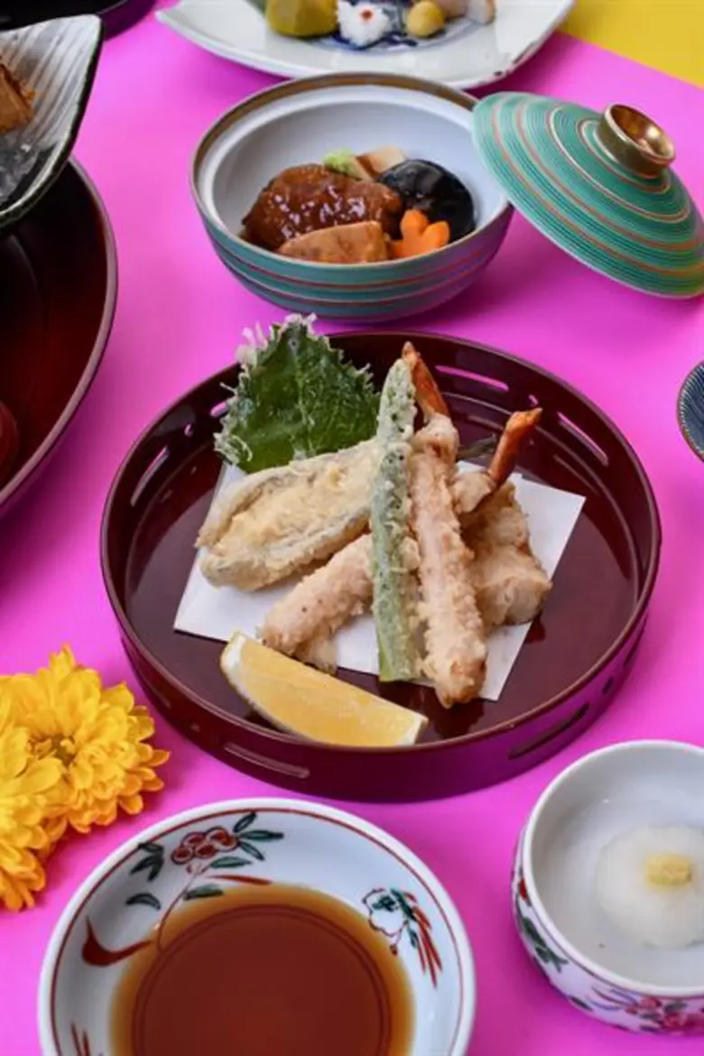 ห้องอาหาร ยามาซาโตะ แนะนำเมนูอาหารชุดพิเศษฉลองเทศกาลดอกเบญจมาศของประเทศญี่ปุ่น