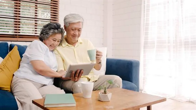 เปิด 5 กิจกรรม เสริมทักษะ ความสุข เสริมอาชีพ ชาว 60+ สู่การเป็น “สว.” (สูงวัย) ที่กาลเวลาก็ทำอะไรไม่ได้