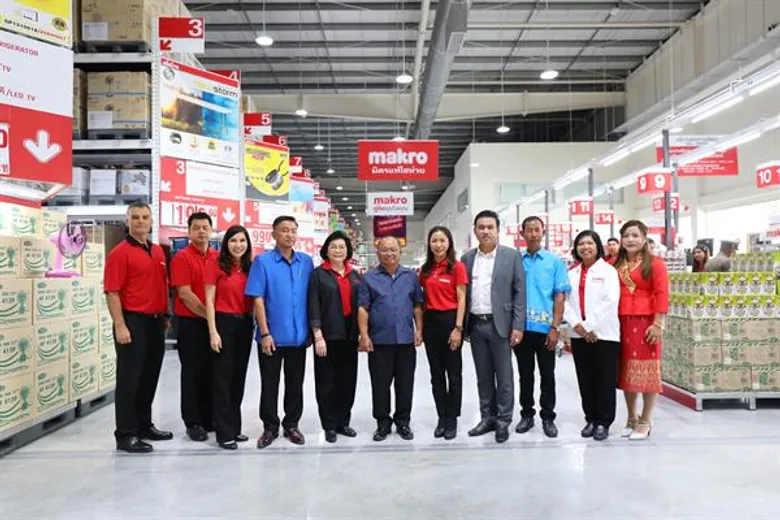 แม็คโคร เปิดสาขาบ่อวิน รับเศรษฐกิจขยายตัวแรงในพื้นที่อีอีซี ชูคลังวัตถุดิบช่วยบริหารจัดการสต๊อก ยกระดับผู้ประกอบการรายย่อย หนุนชาวสวนสับปะรด
