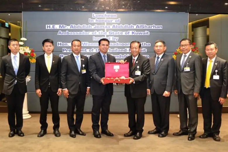 กลุ่มมิตรภาพสมาชิกรัฐสภาไทย-คูเวต นำโดย น...