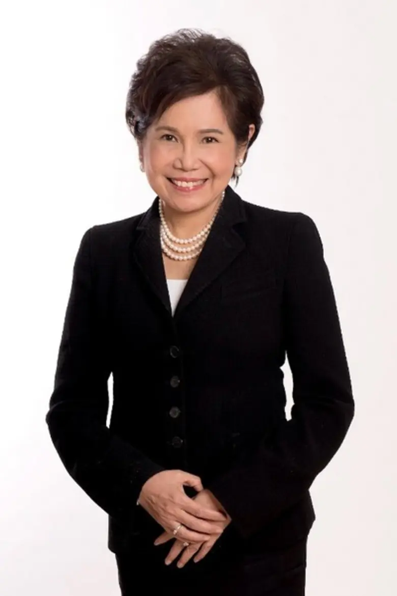 คุณหนุ่ย ปรียนาถ สุนทรวาทะ นายกสมาคมผู้ผล...