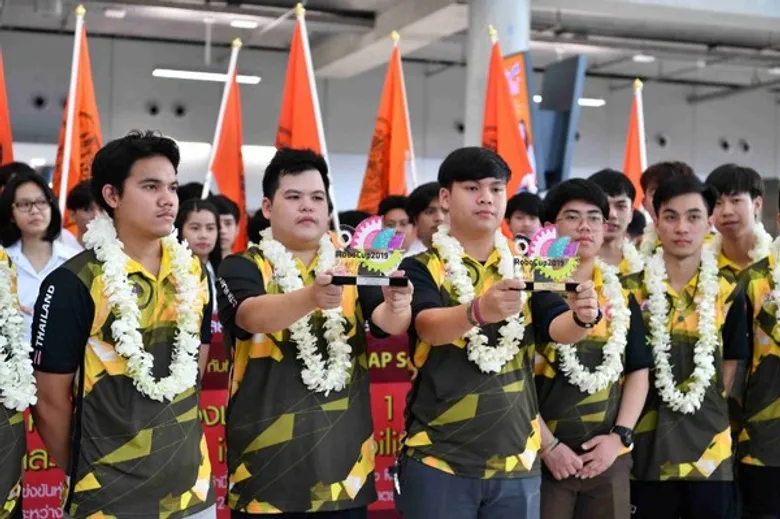 มจพ. จัดงานเลี้ยงแสดงความยินดีแก่ ทีมหุ่นยนต์กู้ภัย iRAP Sechzig รองแชมป์โลกอันดับ 1