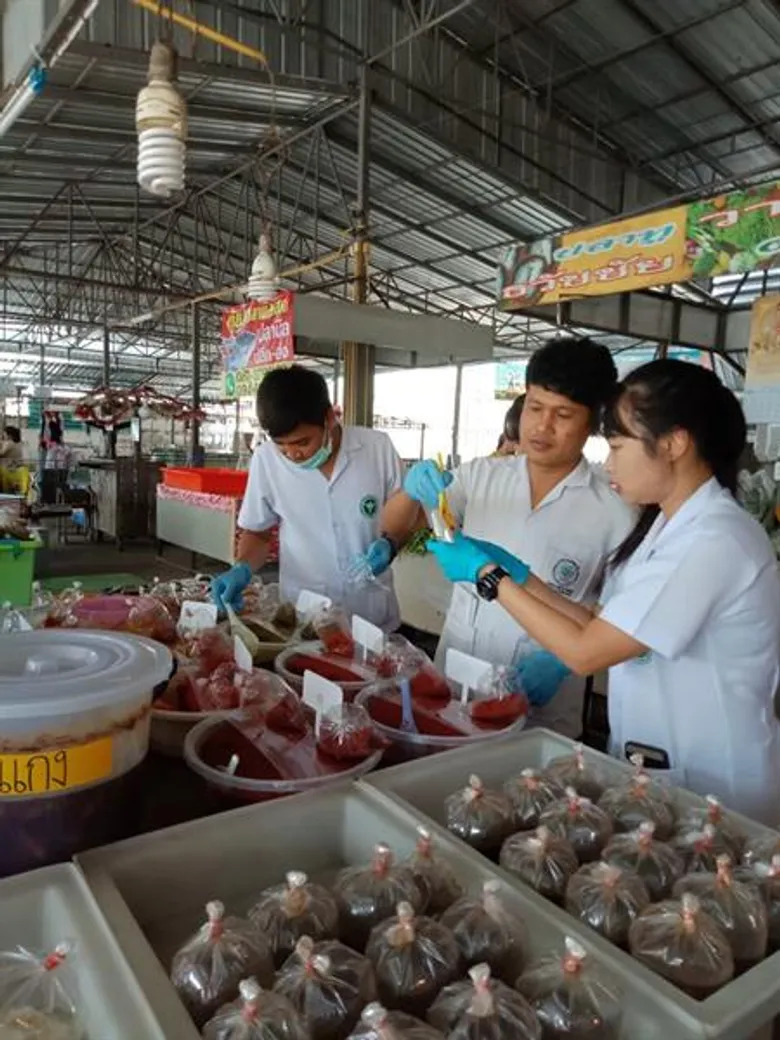 ม.อุบลฯ ยกระดับตลาดสด สู่เมืองแห่งอาหารปลอดภัยของภาคอีสาน