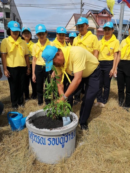 โครงการ “101 อาชีพ” เฉลิมพระเกียรติ เนื่องในโอกาสมหามงคลพระราชพิธีบรมราชาภิเษก