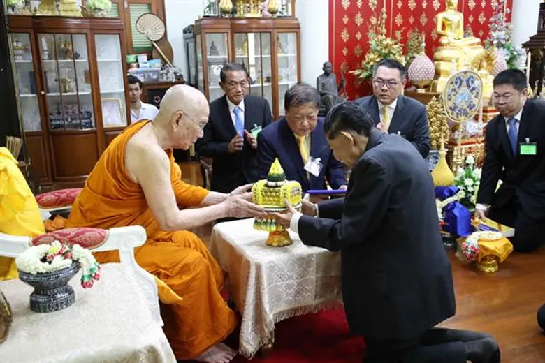ภาพข่าว: ธนาคารกรุงเทพ ถวายเครื่องสักการะพระเถระผู้ใหญ่ 16 รูป เนื่องในเทศกาลเข้าพรรษา 2562 ตามประเพณีปฏิบัติประจำทุกปี