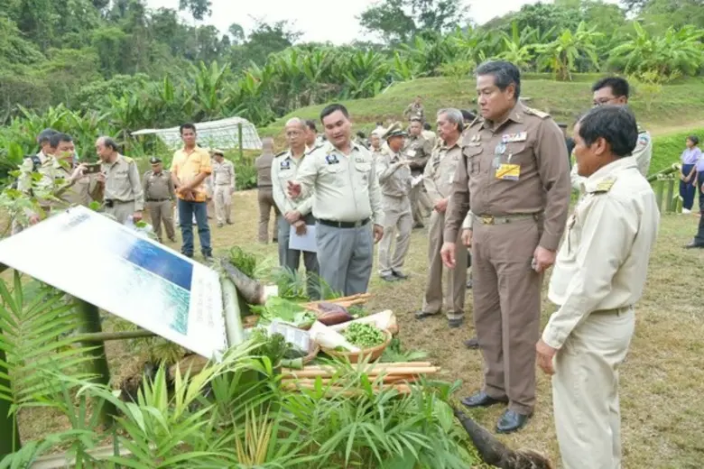 สถานีพัฒนาการเกษตรที่สูงตามพระราชดำริ บ้านสบขุ่น ในสมเด็จพระนางเจ้าสิริกิติ์ พระบรมราชินีนาถ พระบรมราชชนนีพันปีหลวง ยกระดับคุณภาพชีวิตราษฎรอยู่อย่างสุขแบบพอเพียง