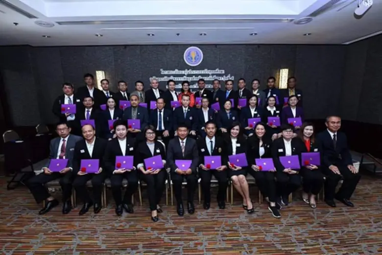 ผู้บริหาร ม.ศรีปทุม สำเร็จการศึกษาหลักสูต...