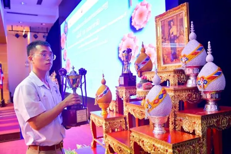 การแข่งขันภาษาจีนที่ยิ่งใหญ่ที่สุดในไทย เพชรยอดมงกุฎ ครั้งที่ 16 (นานาชาติ)