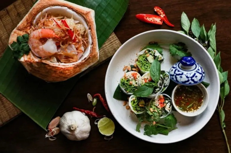 โรงแรมเดอะ เซนต์ รีจิส กรุงเทพฯ ขอเชิญชวน นักชิมร่ว...