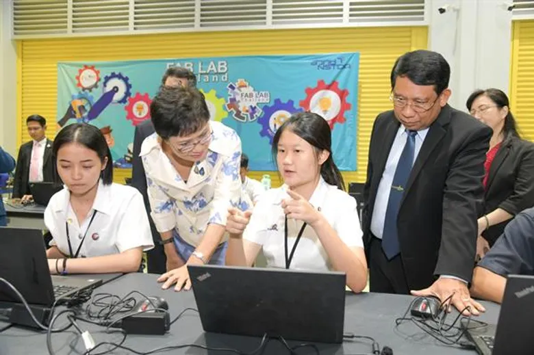 สอศ.จับมือกับ สวทช. จัดการแข่งขัน “R Cheewa Hackathon 2019”