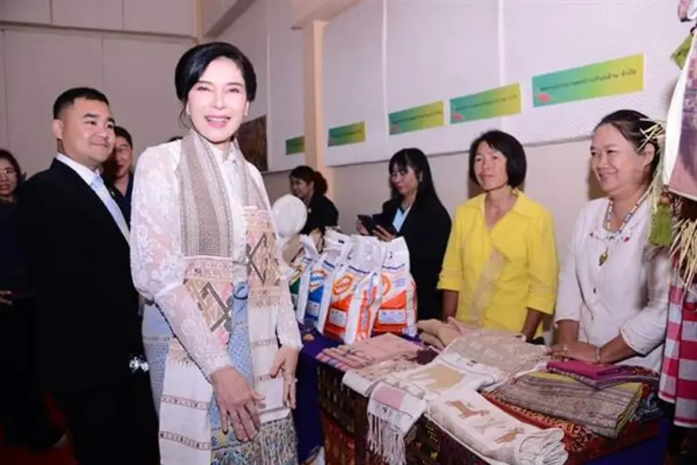 รมช.เกษตร มอบนโยบายเร่งแก้ไขปัญหาให้เกษตรกร เน้นการสร้างรายได้ที่มั่นคง