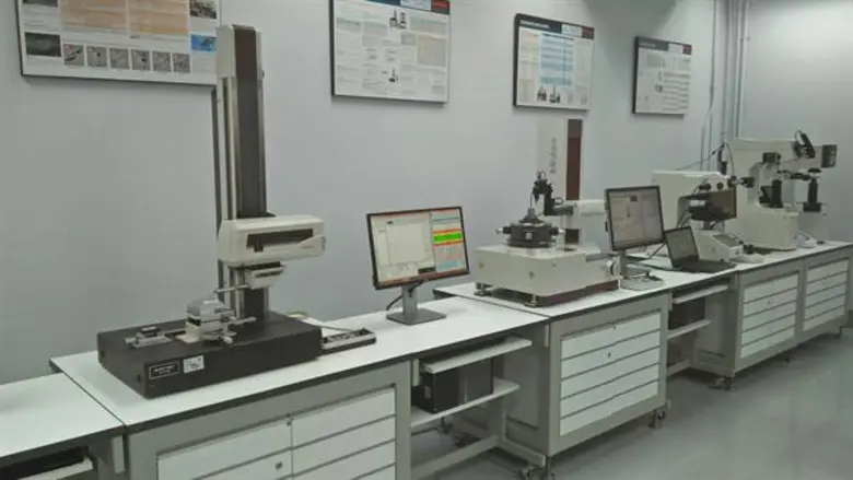 สอศ.ร่วมพิธีเปิดสถาบันเทคโนโลยีการผลิตสุมิพล (SIMTec) เพื่อพัฒนากำลังคนอาชีวศึกษารองรับอุตสาหกรรม 4.0 ในพื้นที่ระเบียงเศรษฐกิจภาคตะวันออก (EEC)