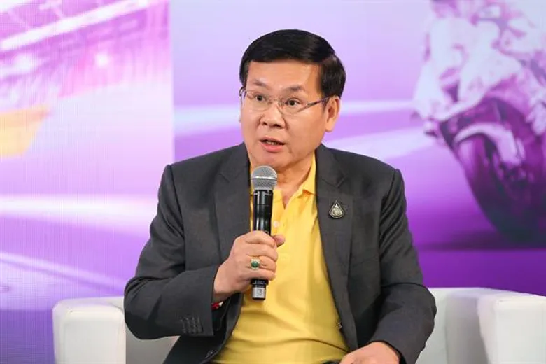 "กรมการขนส่งทางบก" เปิดแผนอำนวยความสะดวกแฟนโมโตจีพีหลักแสน เน้นรณรงค์ขับขี่ปลอดภัย เตรียมพร้อมเส้นทาง 100% เพิ่ม"รถโดยสาร-รถรับส่ง"เกือบเท่าตัว