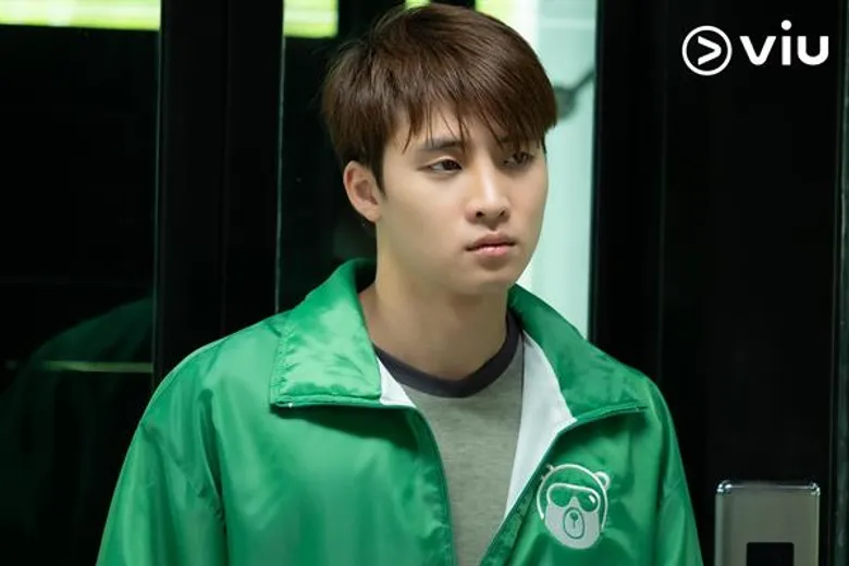 นักแสดง-นักร้อง K-pop ชื่อดัง นิชคุณ หรเวชกุล จากวง 2PM ประกบคู่ไอดอลไทยวัยใส มีน-พีรวิชญ์ ในซีรีส์ Viu Original เรื่องใหม่ My Bubble Tea หวานน้อยรัก 100%