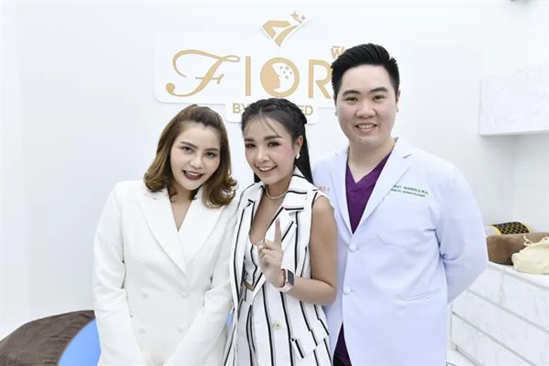 “เจนนี่” ตะลึง! บีฟอร์-อาฟเตอร์ โดน “หมอเพชร”ปั้นหน้าใหม่สวยเป๊ะ