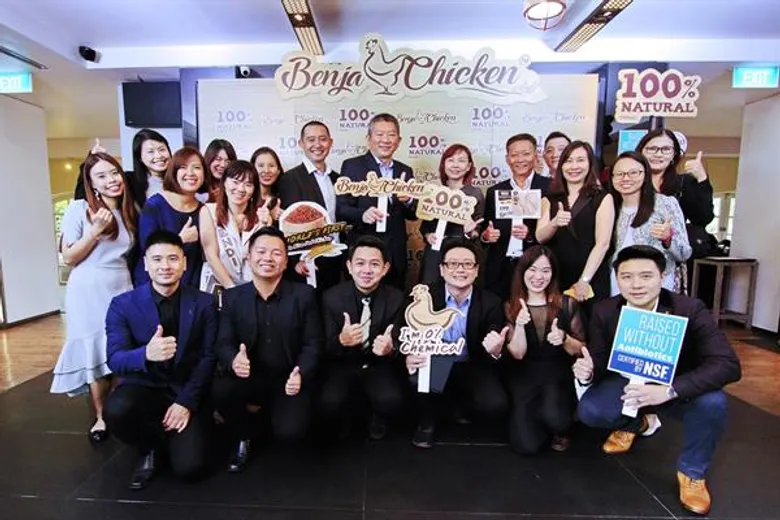 เอกอัครราชทูต ณ สิงคโปร์ ร่วมยินดี "ไก่เบญจา" เสิร์ฟความพรีเมียมไปสิงคโปร์ประเทศแรก