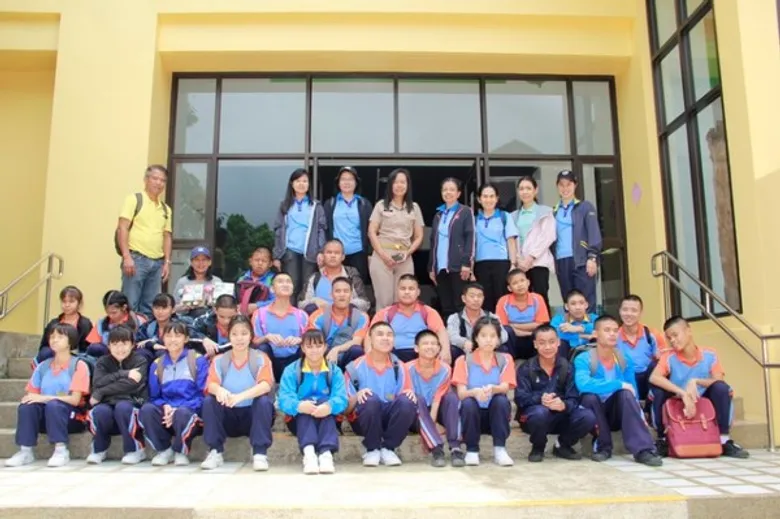 โครงการส่งเสริมกระบวนการเรียนรู้และการแสดงความรับผิดชอบต่อสังคม (CSR) ให้แก่ผู้พิการทุพพลภาพและผู้พิการทางสายตา