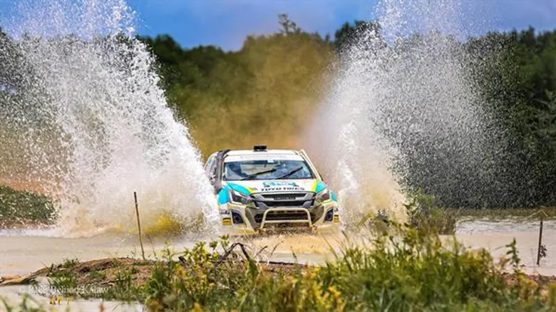 "ยาง TOYO TIRES" ผ่านบทพิสูจน์สนามหฤโหด พา จุ๊บซ่า คว้าแชมป์ Asia Cross Country Rally 2019 สมัยที่ 5