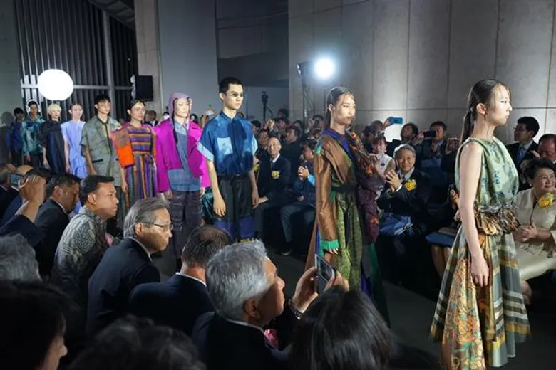 รวมสุดยอดแฟชั่นคอลเลกชั่นพิเศษของแบรนด์ดอยตุง เผยแพร่สุดยอดงานฝีมือชาวบ้านไทยที่ประเทศญี่ปุ่น