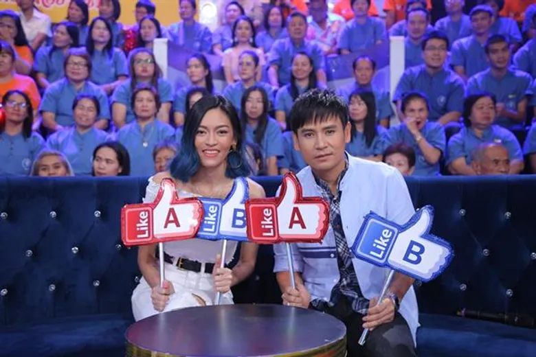 “ไผ่ – พงศธร” ควง “แพท วงเคลียร์” โชว์ละมุน “ให้นานกว่าที่เคย” แถมนั่งแท่นศิลปินต้นฉบับหาสุดยอดแชมป์เงาเสียง!!!