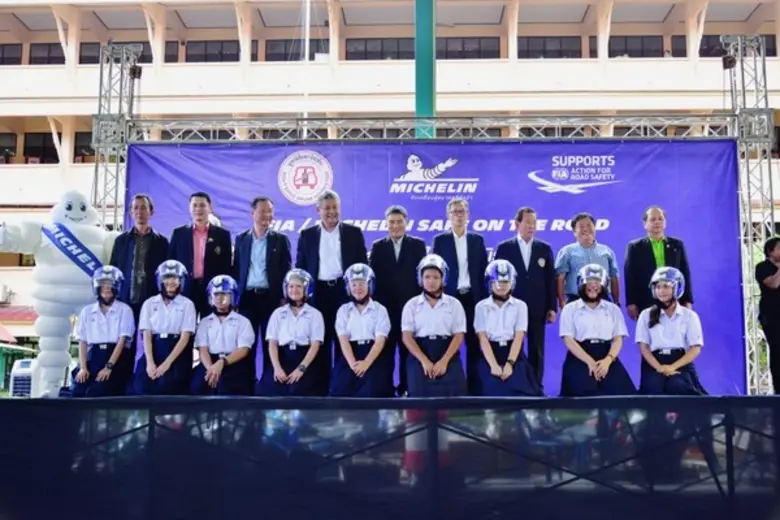 มิชลินแจกหมวกนิรภัย 2,000 ใบ สานต่อโครงการ “มิชลินรณรงค์ขับขี่ปลอดภัย ใส่หมวกนิรภัย”
