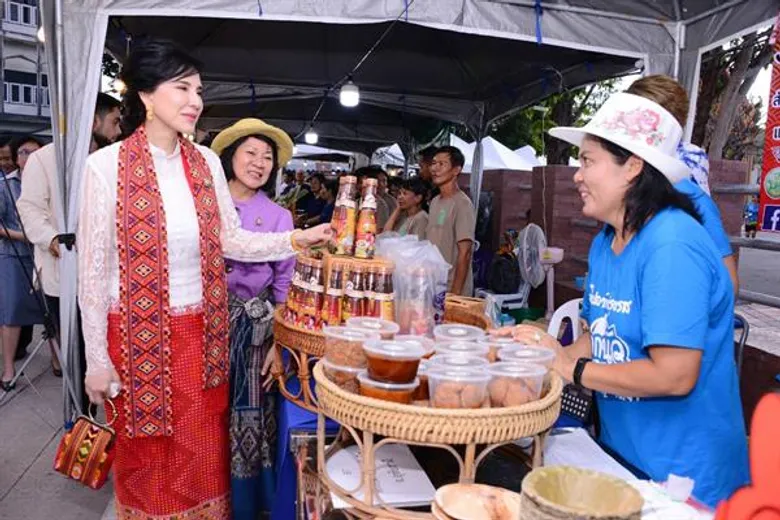 “รมช.มนัญญา” ชวนเที่ยวงานมหกรรมสินค้าสหกรณ์จังหวัดอุทัยธานี ปี 2562 หนุนเพิ่มช่องทางกระจายรายได้สู่ท้องถิ่น