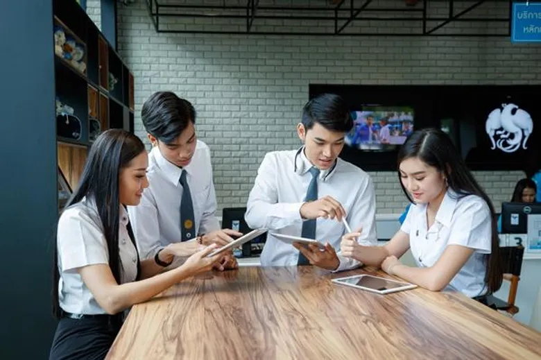โฉมใหม่สาขากรุงไทย ดีไซน์ทันสมัย พร้อมเทคโนโลยีตอบโจทย์ยุคดิจิทัล