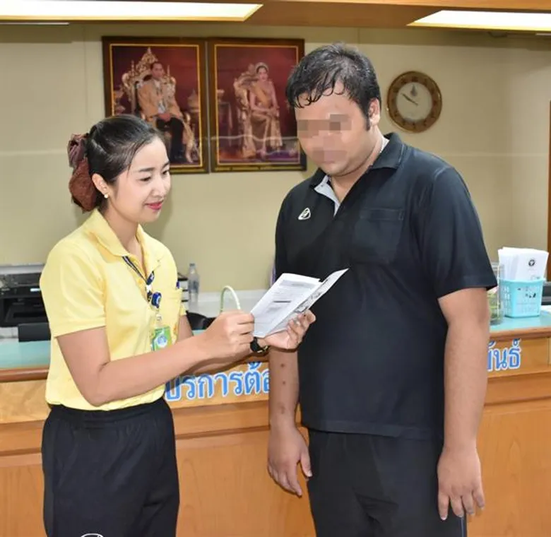 รพ.จิตเวชโคราช หนุนบุคลากร โปรยยิ้ม!! เปิดสวิตช์ “ความสุข” ตัวเอง-ผู้รับบริการ !! ชี้เป็นยาชูใจ