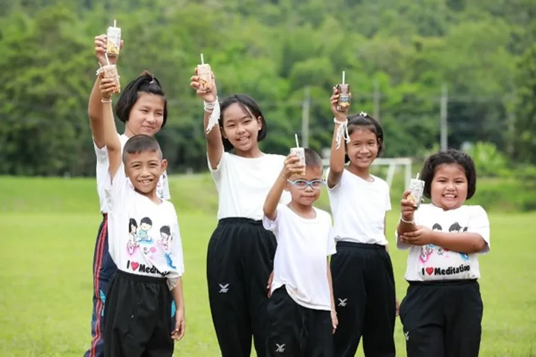 ซิมเพิ้ล ฟู้ดส์ ร่วมสร้างห้องกระจายเสียงโรงเรียนบ้านท่าสนุ่น จังหวัดกาญจนบุรี
